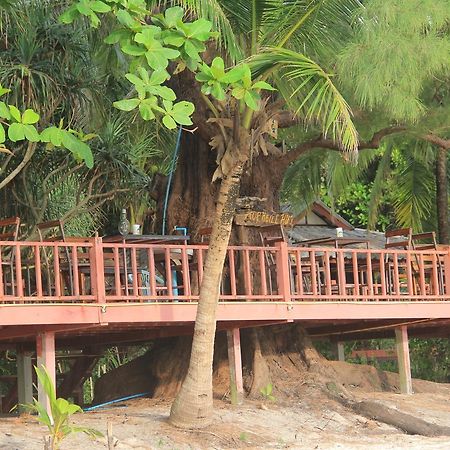 Hornbill Hut Hotel Koh Phayam Esterno foto